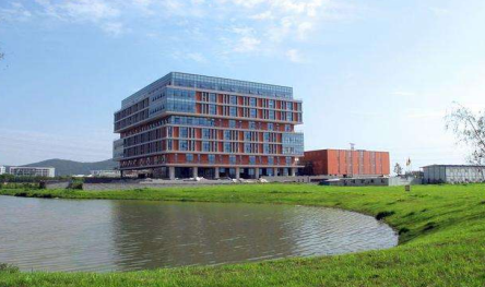 四川省崇州市職業中專學校