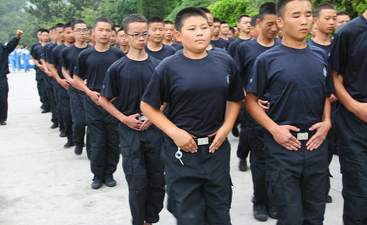 技校都有什么專業(yè)比較適合男孩