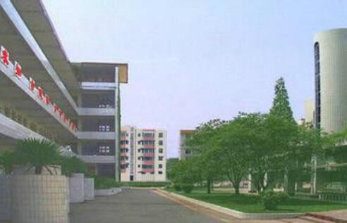 新津中學怎么樣、好不好