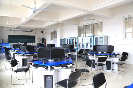 德陽市黃許職業中專學校怎么樣