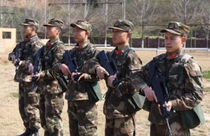 初中畢業可以入伍