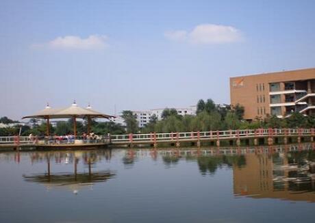 成都成工科技工程技工學(xué)校