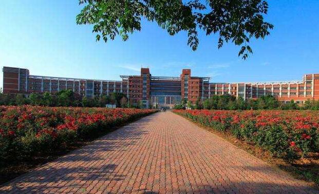 成都成工科技工程技工學校