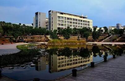 成都成工科技工程技工學校