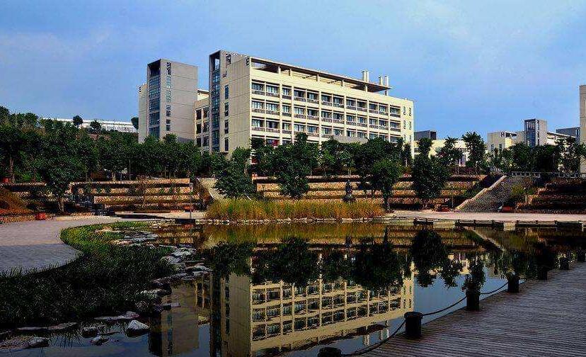 成都成工科技工程技工學校