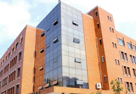 成都城市建設技工學校