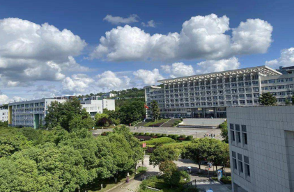 重慶藥劑學校是中專還是大專