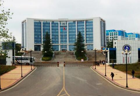 成都電子信息學校