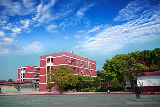 成都中醫藥大學附屬醫院針灸學校2022招生錄取分數