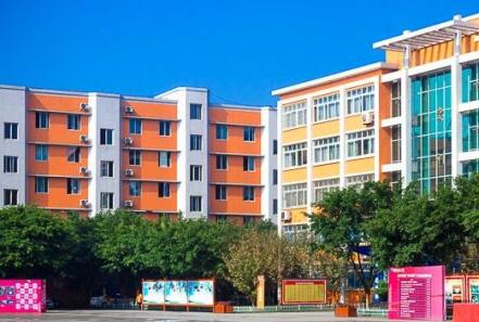 成都光華技工學校2023招生簡章