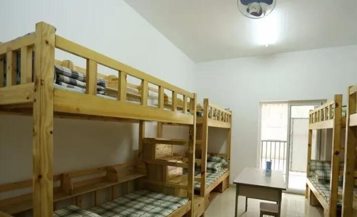 成都機(jī)電工程學(xué)校