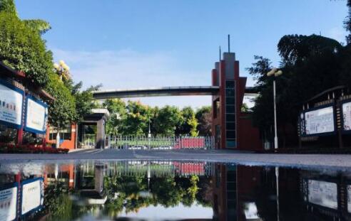 成都市機械高級技工學校地址、聯系方式