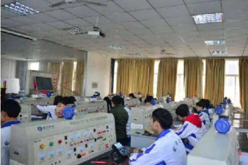 核工業(yè)成都機電學校2022年收費標準