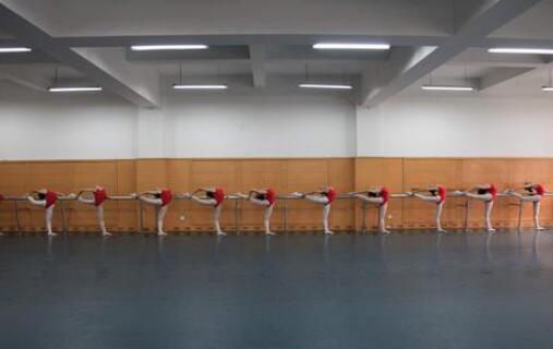 成都市文化藝術(shù)學(xué)校