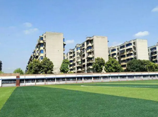 四川能投匯成技工學校教務處