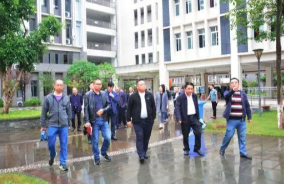 重慶市五里店職業中學