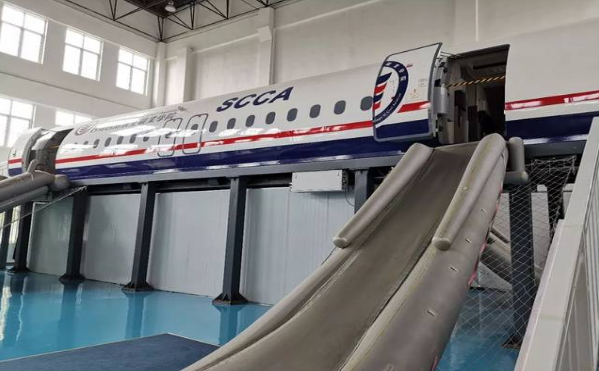 四川省漢源縣職業高級中學定制班