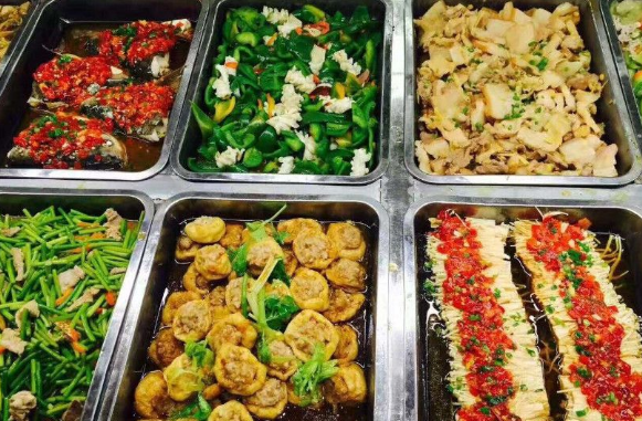 四川省劍閣縣武連職業中學食堂環境