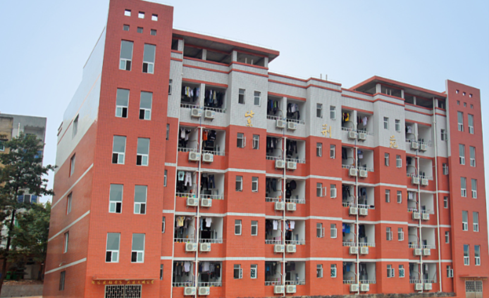 四川省瀘縣建筑職業(yè)中專學(xué)校