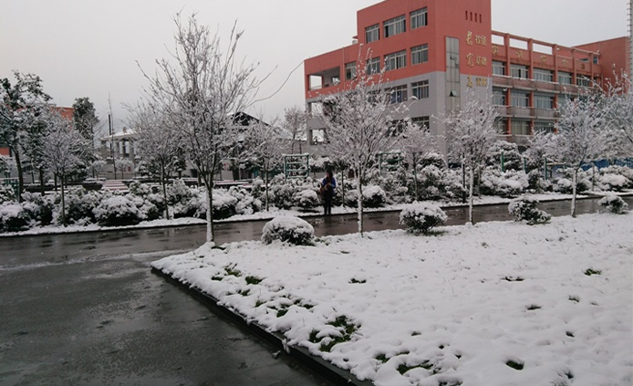 四川省瀘縣建筑職業(yè)中專學(xué)校