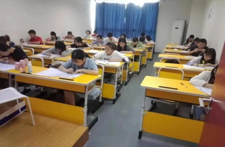 成都明陽單招培訓學校