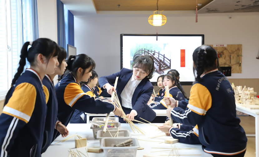 四川省南充師范學(xué)校