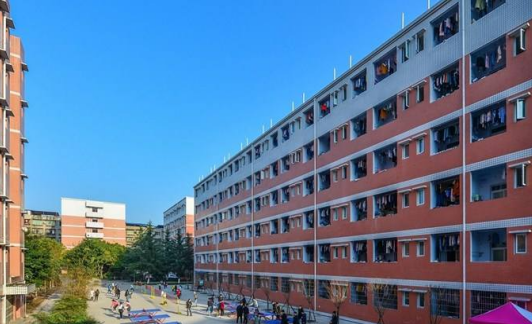 四川省南充市高坪職業(yè)高級中學(xué)