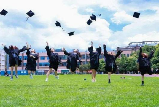 五年制大專是三年中專兩年大專嗎