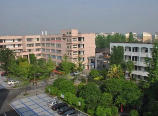 四川省邛崍市職業(yè)高級中學2023招生簡章