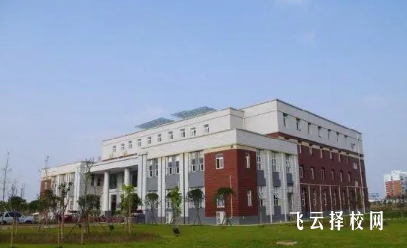 邛崍翰林職業中專學校怎么樣