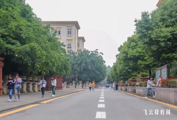 說說四川文軒職業學校錄取招生分數線