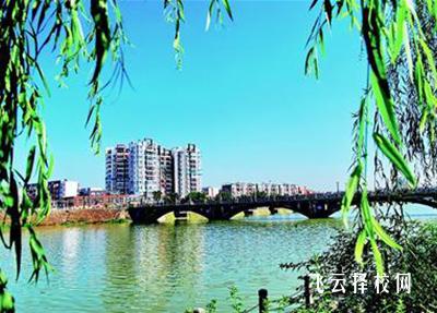 成都華陽石油技校收費標準及學(xué)費