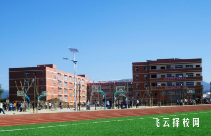 涼山職業(yè)技術(shù)學(xué)校報(bào)名費(fèi)多少錢(qián)