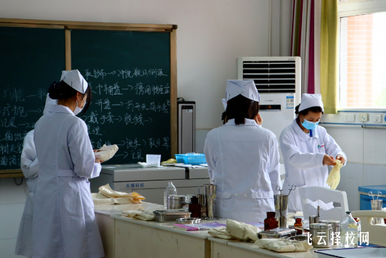 學護理藥劑師去哪個學校