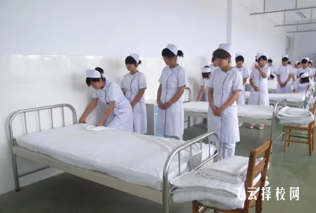 成都龍泉衛校招生條件