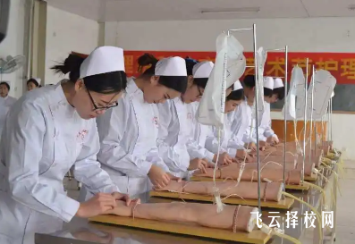 德陽科貿職業(yè)學院內科護理專業(yè)介紹