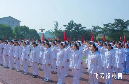 嘉州衛(wèi)生職業(yè)學(xué)校有3十2嗎