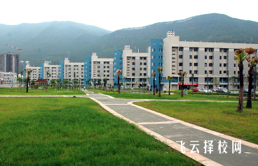 四川信息職業(yè)技術(shù)學(xué)院2024單招怎么報名