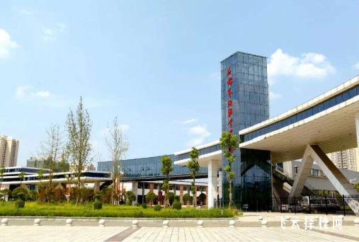 成都藝術職業大學2024單招是面試還是筆試