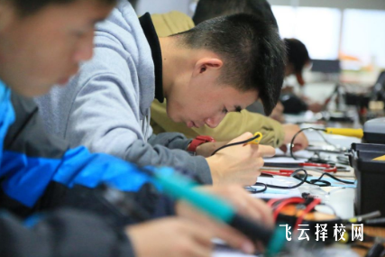 四川職中排名前十名學校