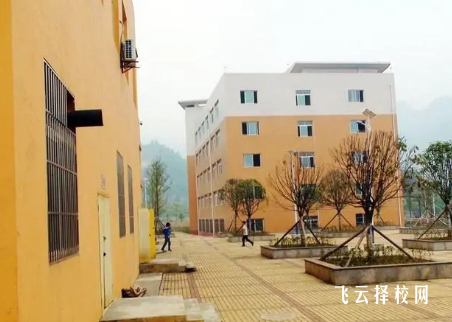 四川省筠連縣職業(yè)技術(shù)學(xué)校2024報(bào)名條件