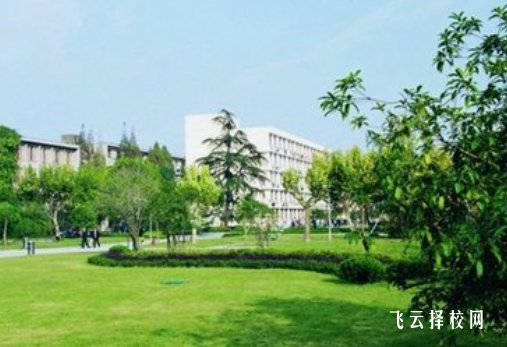 高職單招和普通高考的學費一樣嗎