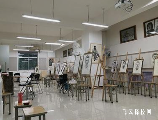 高考美術生培訓文化課收費