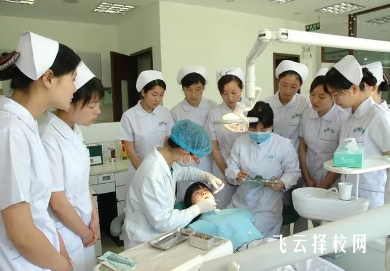 四川蜀都衛生學校什么專業好就業