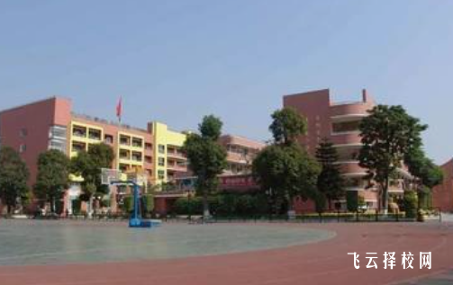 瀘州技師學院是怎樣收費的