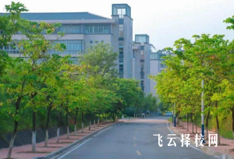 南充信息工程職業(yè)學(xué)校是怎樣收費的