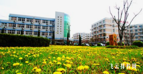 都江堰市技工學(xué)校多少分可以讀