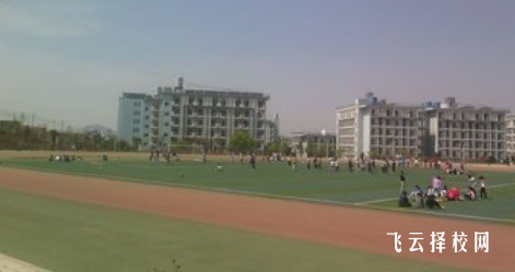 都江堰市職業(yè)中學多少分可以讀