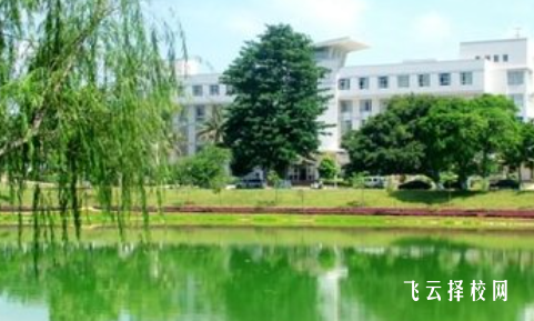 廣安市英才職業(yè)技術學校多少分可以讀