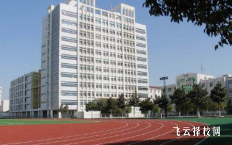 成都指南針職業(yè)技術學校是高中還是大專